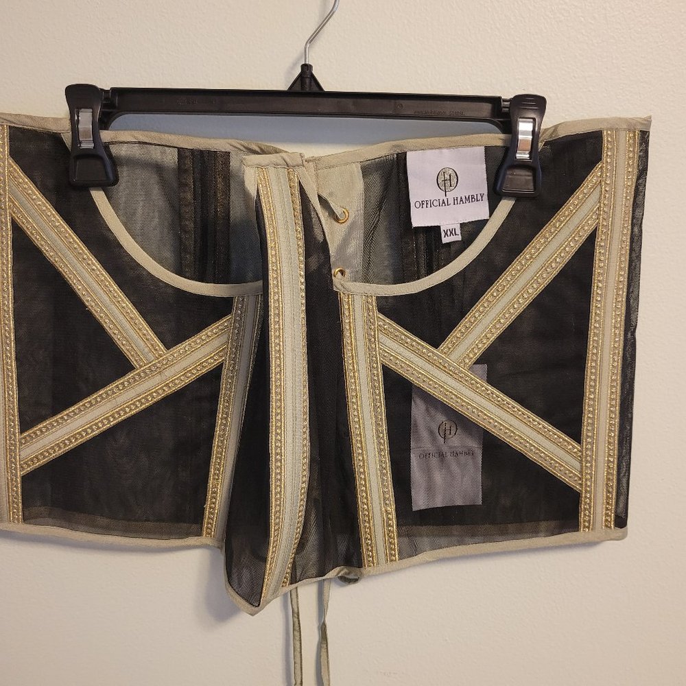 NWT OfficialHambly Sage Corset in Black XXL